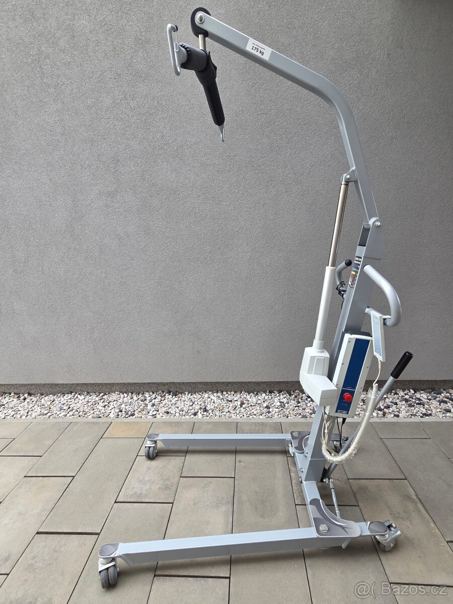 Elektrický zvedák pojízdný včetně sedáku - 7