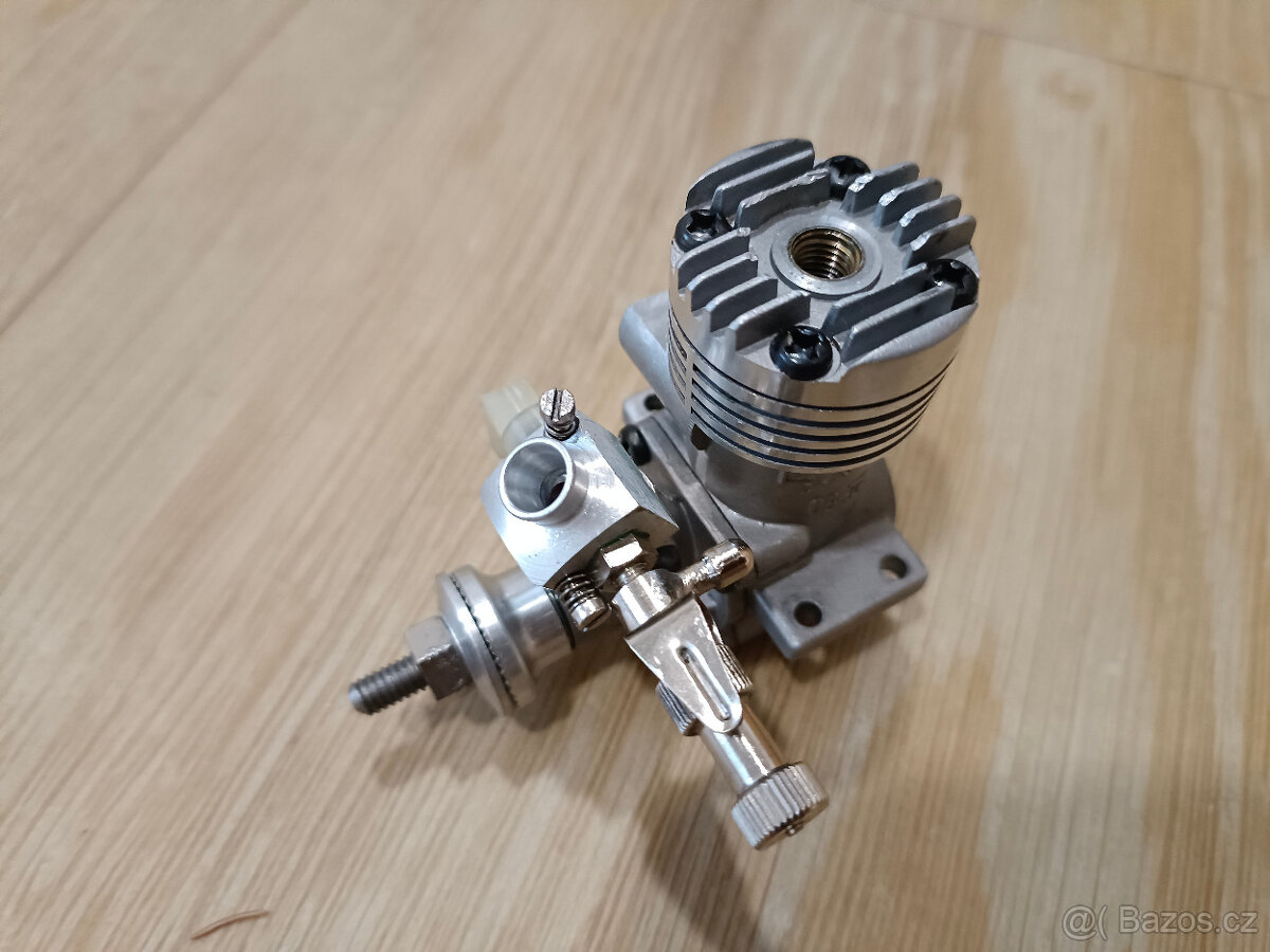 Plány modelář letecký motor enya os pet vrtule kužel letadlo - 7