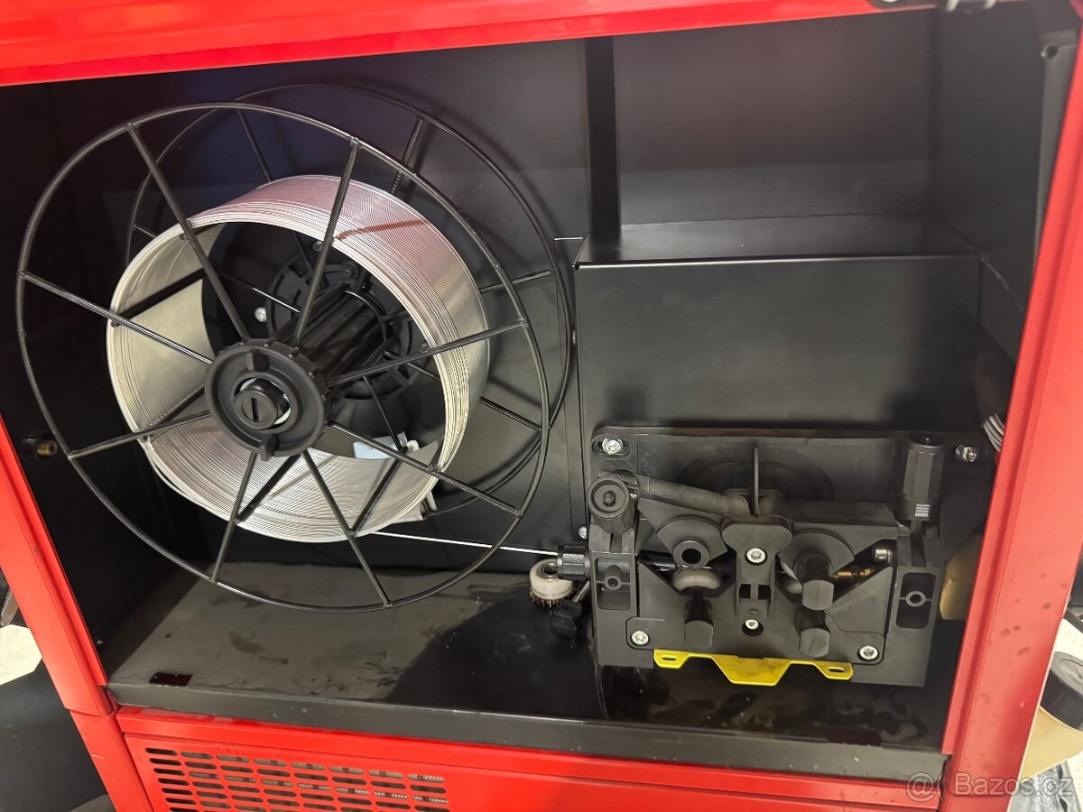 Fronius TransPuls Synergic 2700 CMT - Profesionální svářečka - 7