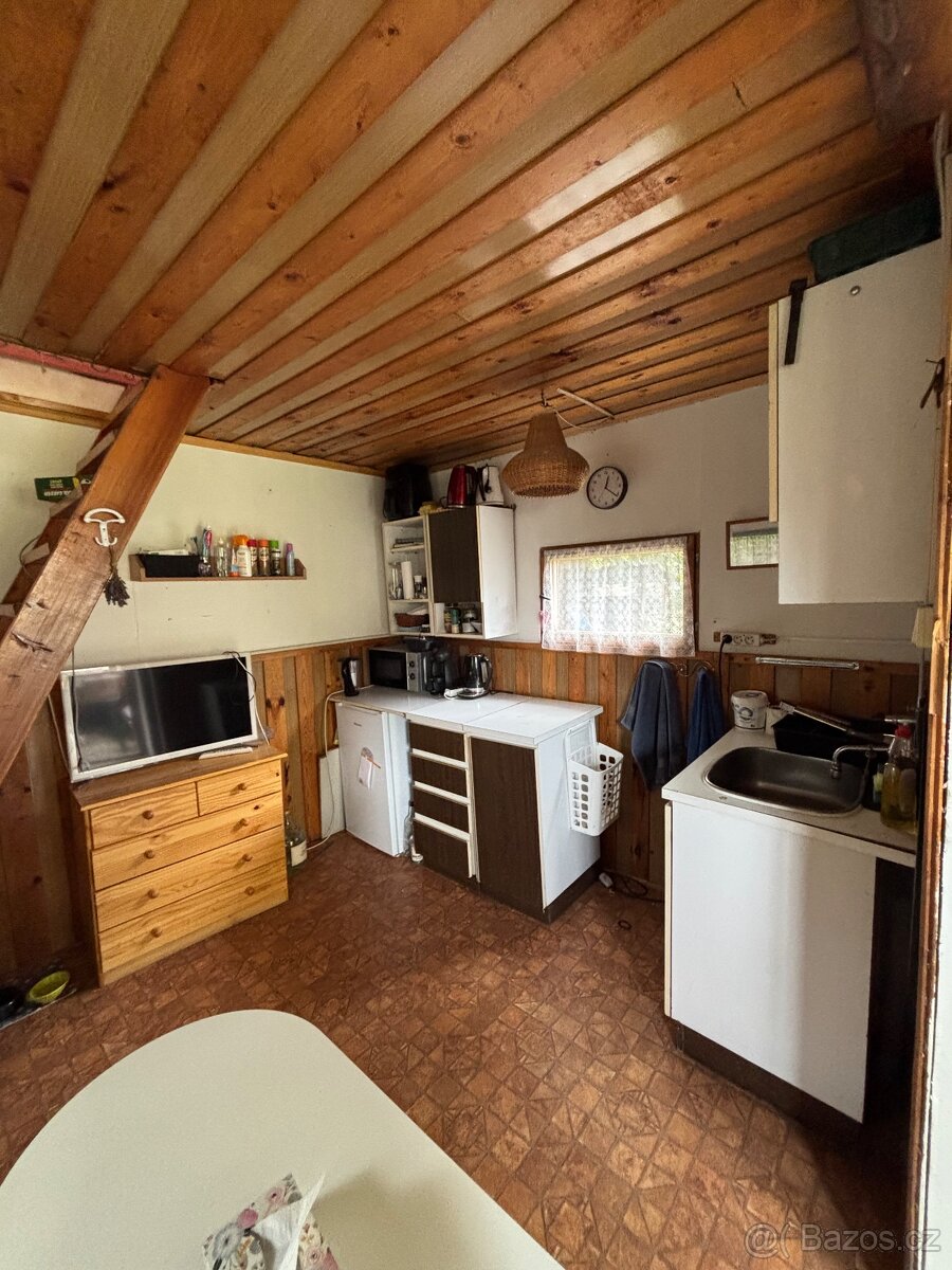 Chata se zahradou - 7