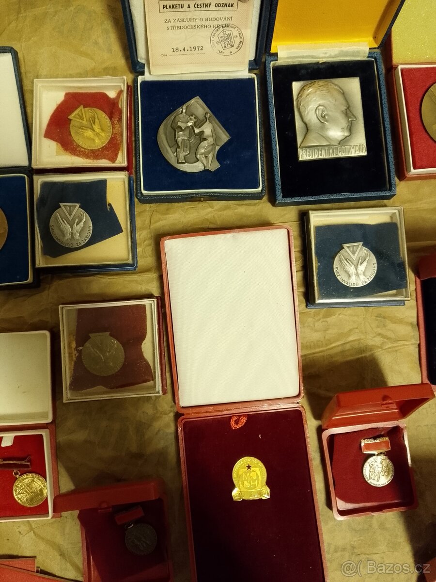 Různé medaile - 7