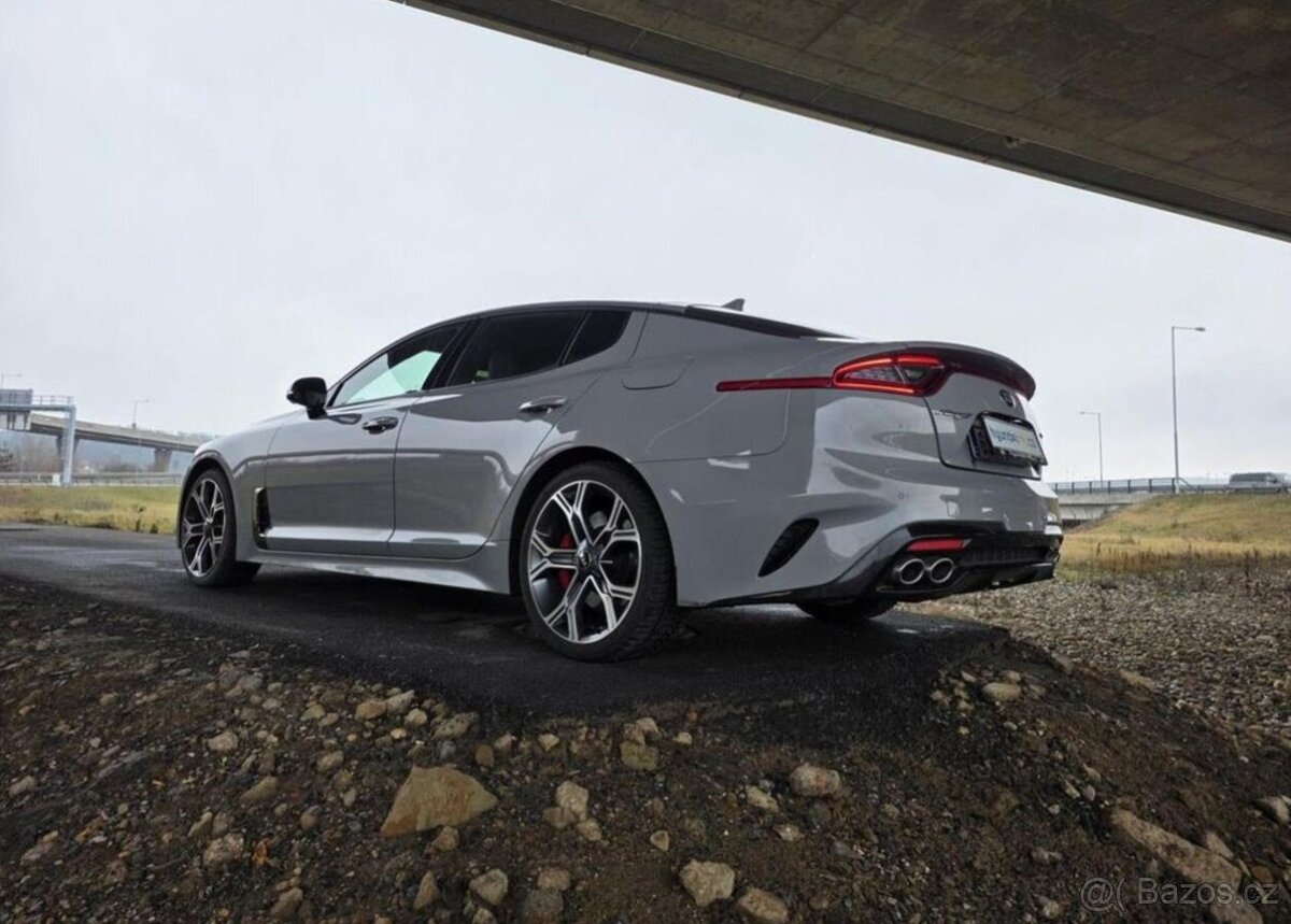 Kia Stinger 3.3-GT-PANORAMA-MAX.VÝBAVA - 7
