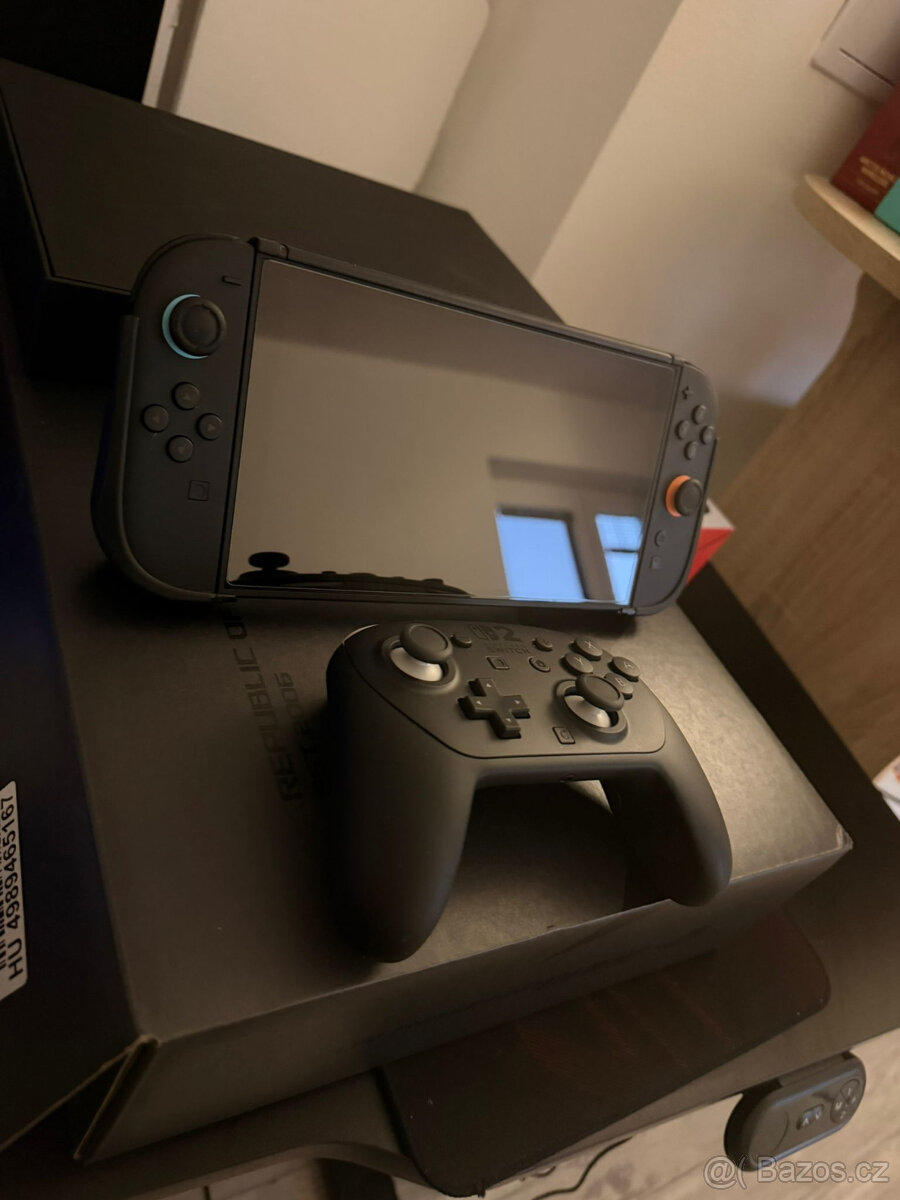 Switch 2 +1TB SD card,pojištění,účet 230 her,Amiibo,ovladače - 7