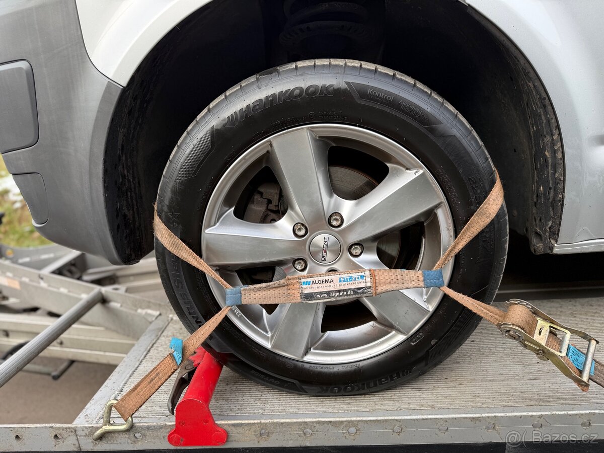 VOLKSWAGEN CARAVELLE T5 GP 2,0 TDI 103 kW - 7