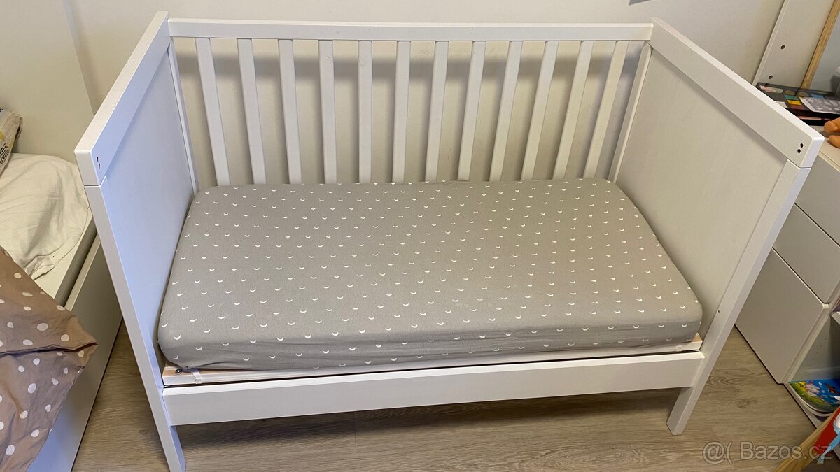IKEA SUNDVIK dětská postýlka - 7
