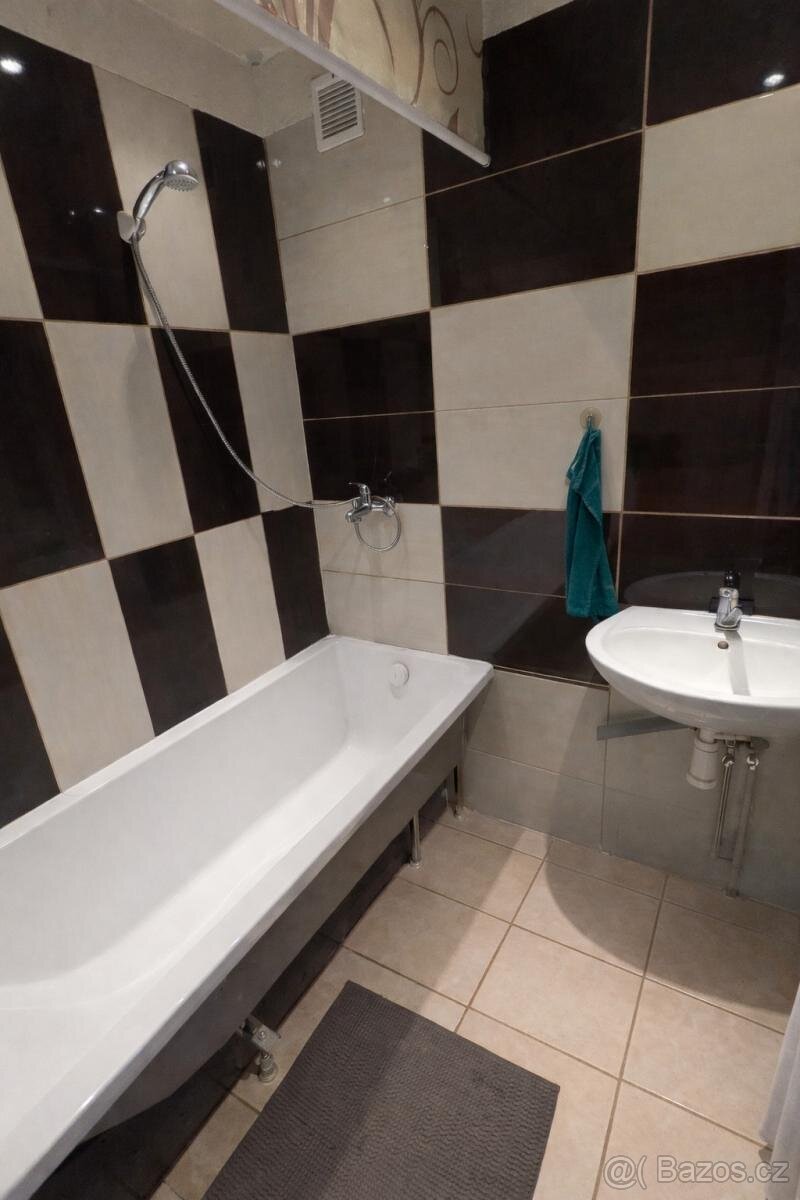 Prodej bytu 3+1, Josefa Suka 263/15, Most - 7