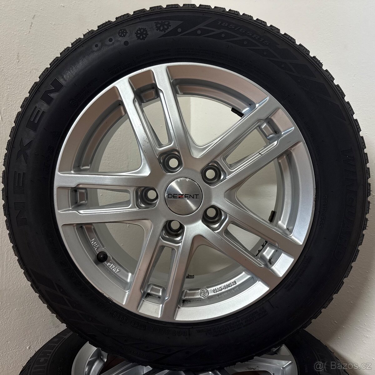 AUDI A4 B5 5x112 R15 ET43+ZIMNÍ 185/65R15 6,5mm - 7