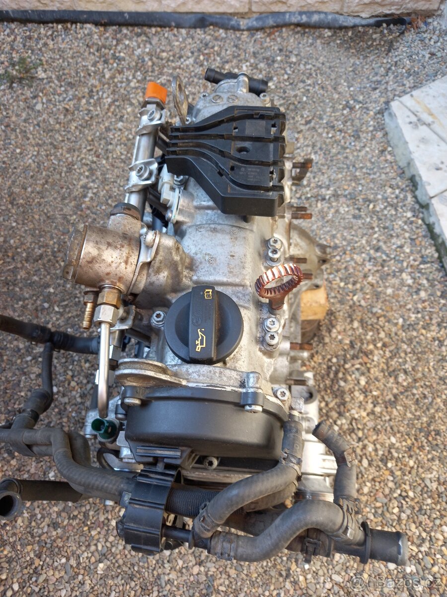 Škoda octavia 2 motor 1.2 tsi 77kw - 7