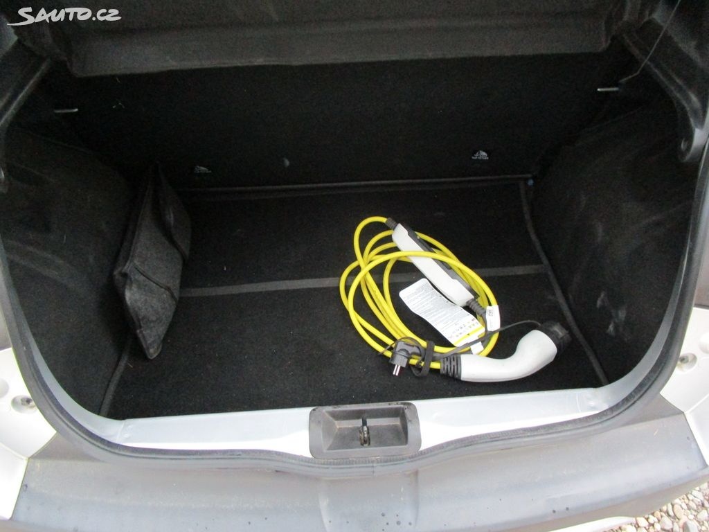 Dacia Spring, ELEKTRO-BATERIE-27KWh-1.MAJITEL - 7