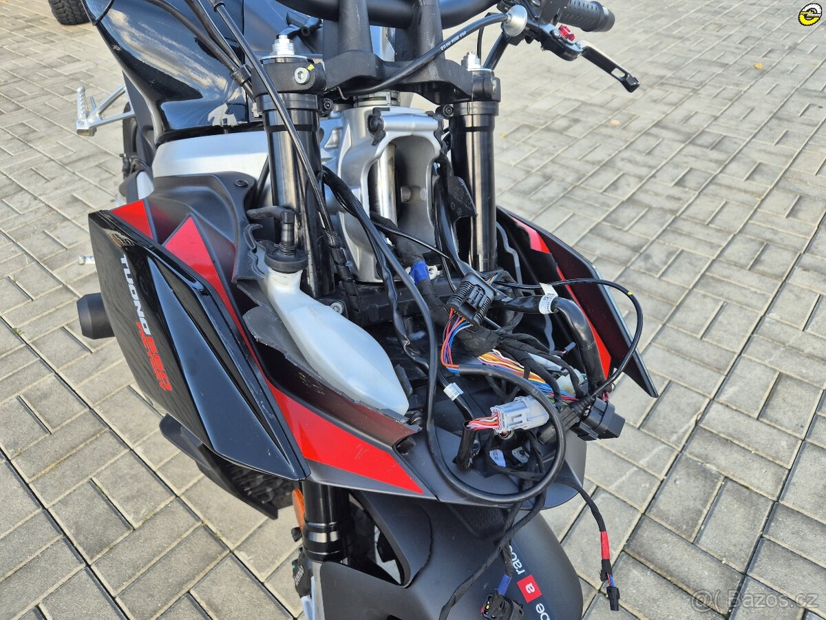 Aprilia Tuono 660 Factory PO NEHODĚ - 7