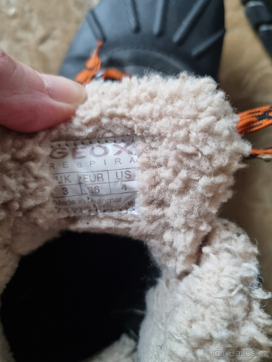 Zimní GEOX s kožíškem vel. 36 černé - 7