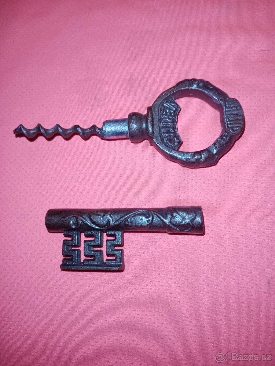 Prodám dalekohled,dukát,klíček... - 7