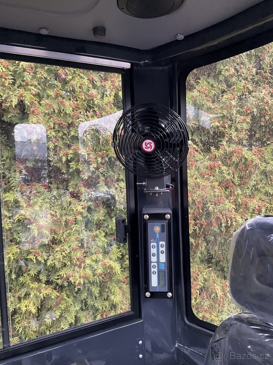 Bagr CR26C motor KUBOTA - 7