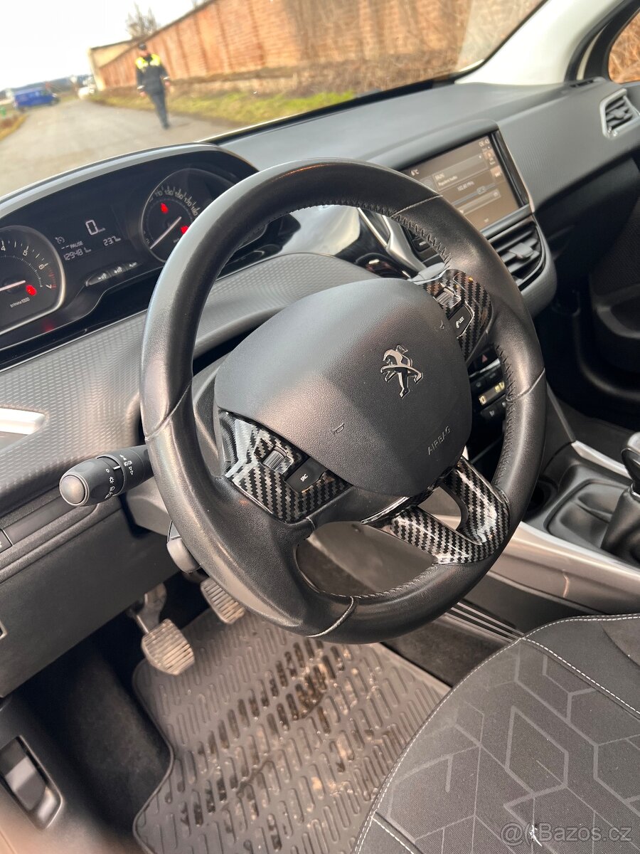 Peugeot 2008 1.2 81kw - 7