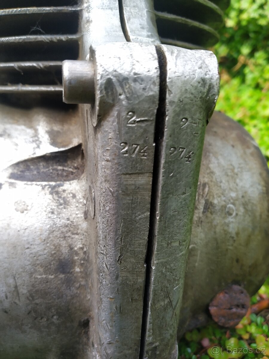 Jawa 250 pérák - 7