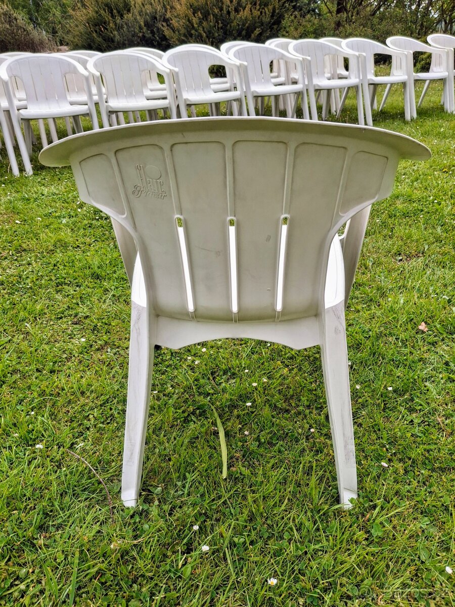 Zahradní nábytek 6 židlí a stůl plast - 7