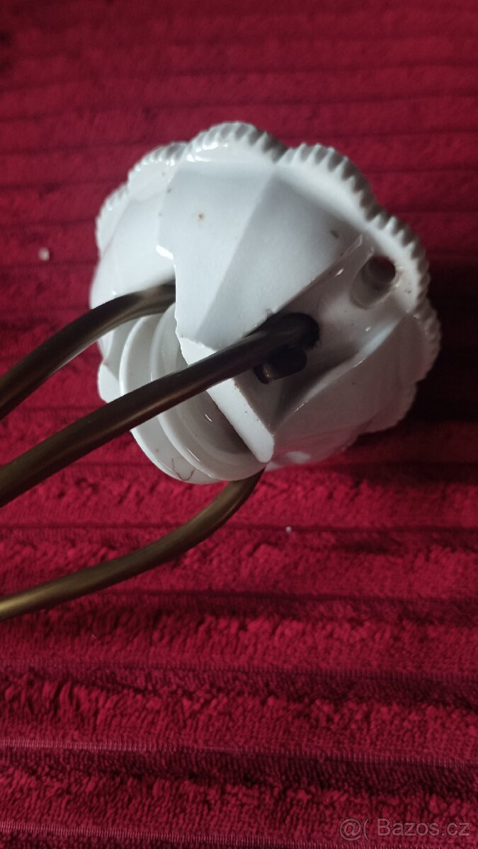 Starožitný stahovací lustr v zachovalém funkčním stavu. - 7