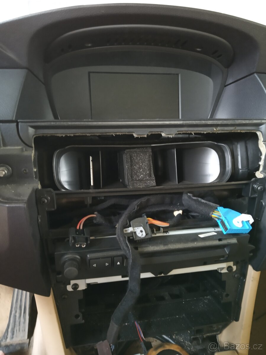 BMW E60 530i díly / na díly - 7