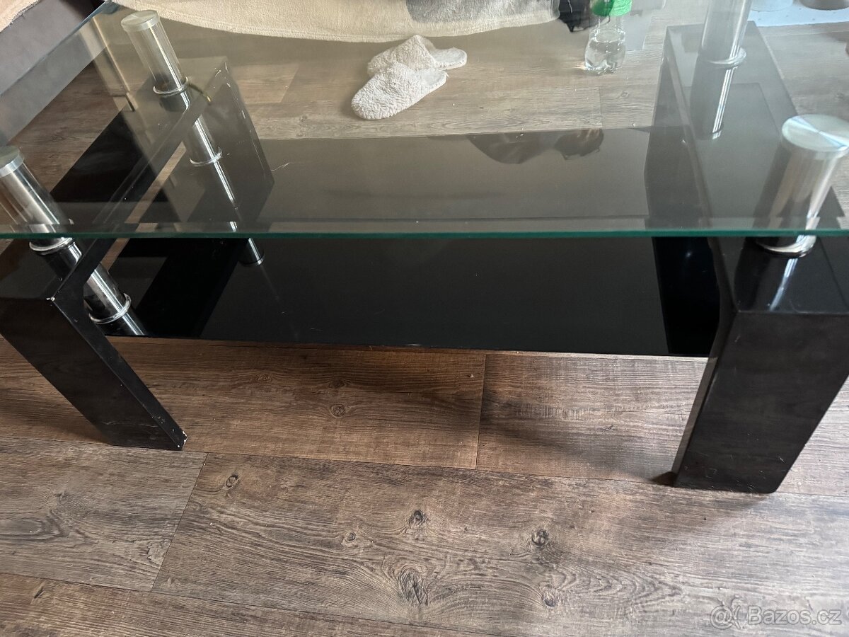 Skleněný konferenční stolek - 7