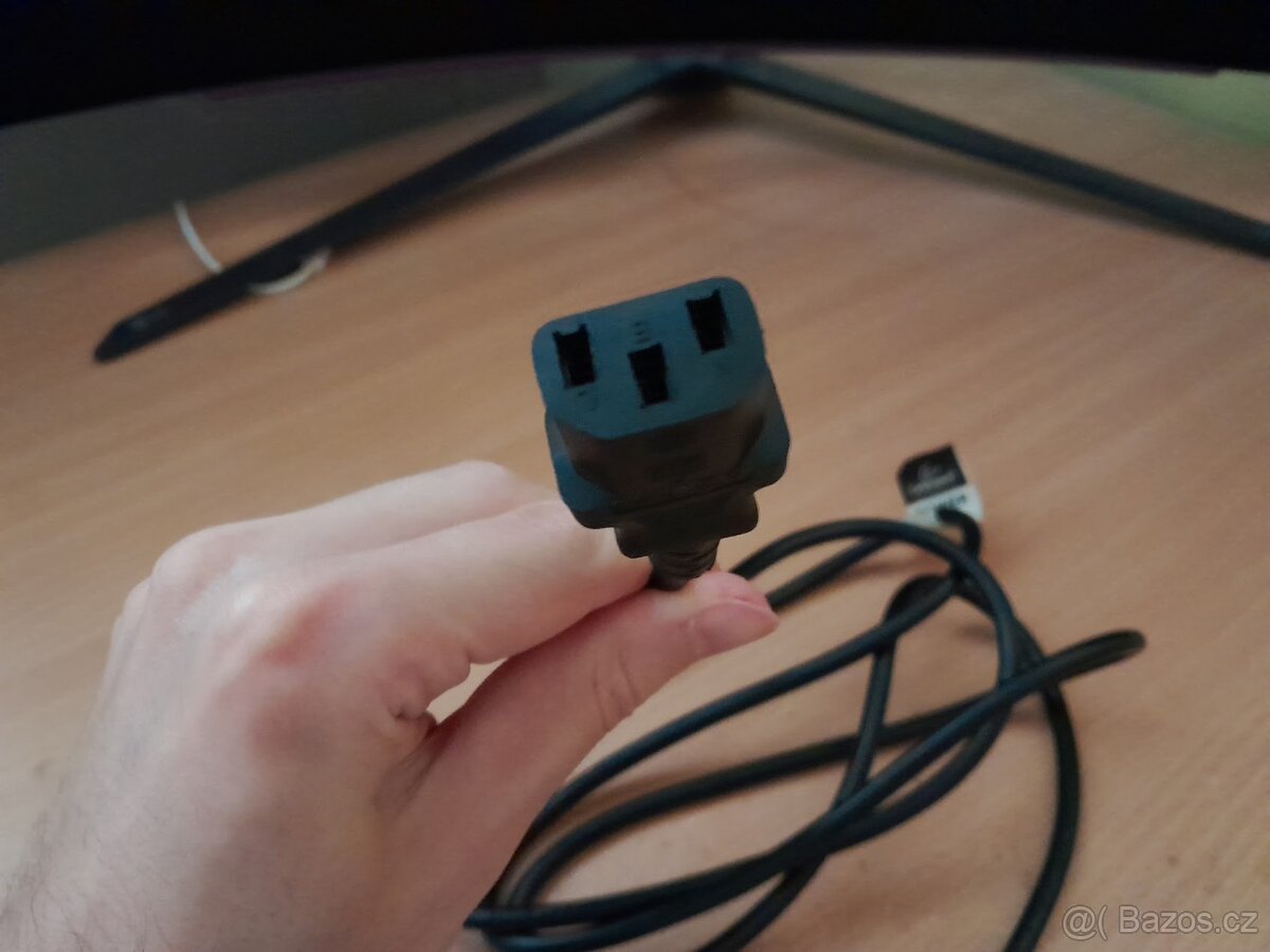 NAPÁJECÍ KABEL PC SERVER VIZ FOTO IHNED K PRODEJI - 7