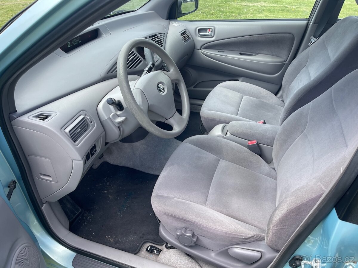 Toyota Prius 1.5 hybrid, r.v. 2000, BOURÁNO - 7