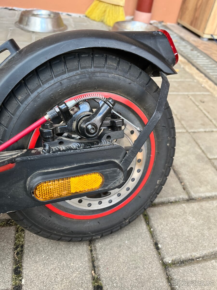 Prodám elektrickou koloběžku Siver. - 7