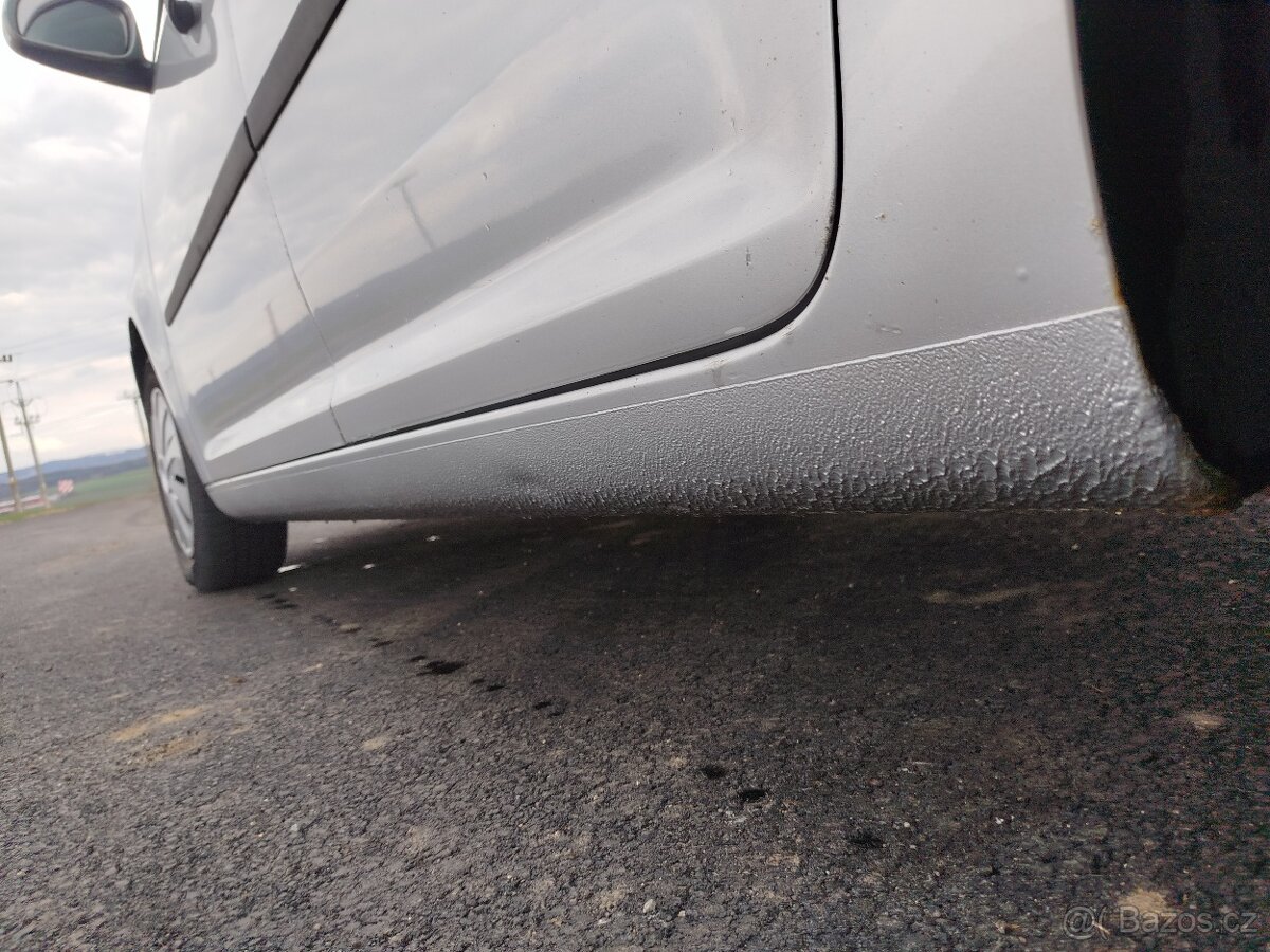 VW Touran 1.9 TDI - 7