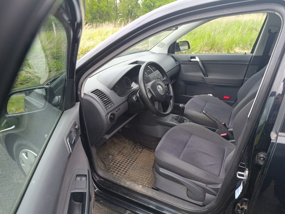 Volkswagen Polo - 7