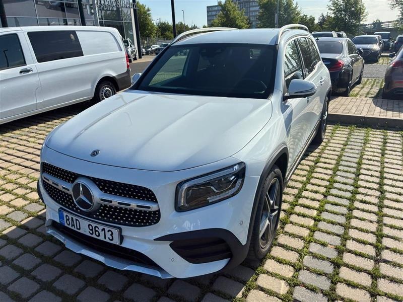 Mercedes-Benz GLB 220d 4MATIC - 7