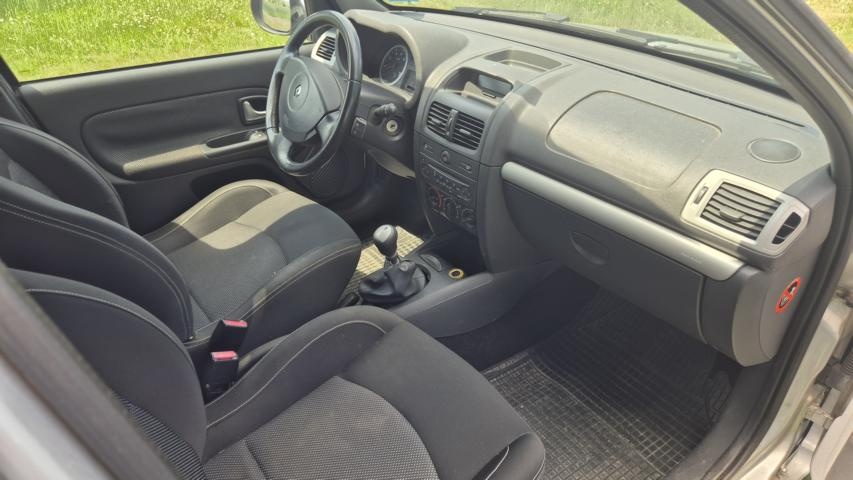 Prodám Renault Clio1.2i 55kW - KLIMATIZACE - 7