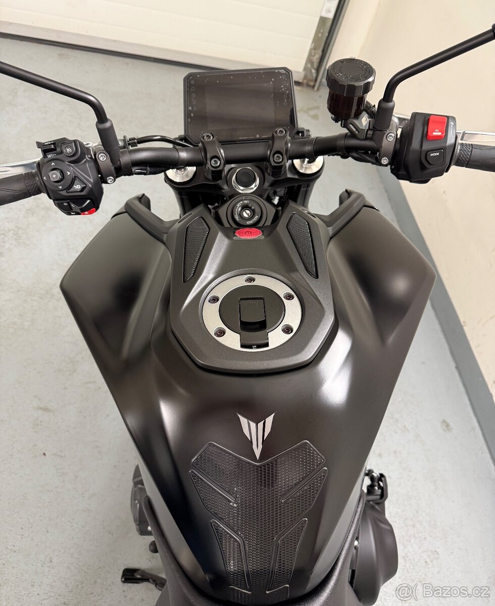 Yamaha MT09 - 7