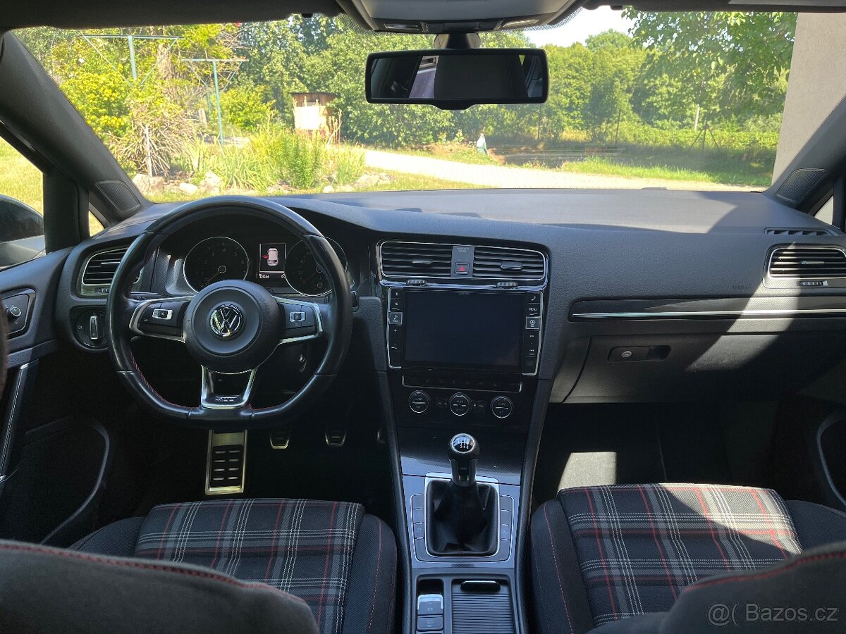 VW Golf VII GTI 2.0 TSI 2013 - 7
