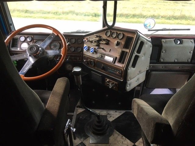 Freightliner FLC 1985 - výborný stav - 7