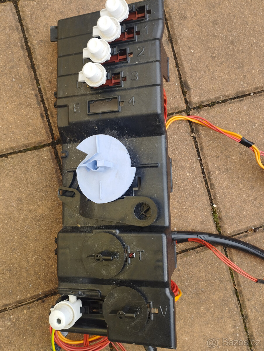 Pračka Whirlpool AWT5108/4 – 1000 - 7