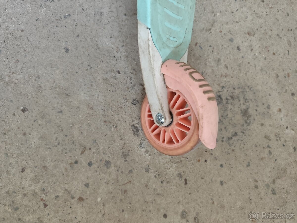 Dětská koloběžka - 7
