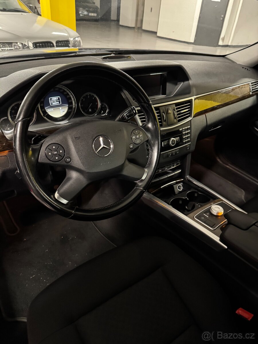 Mercedes e220 w212 rok. 2012 , 2,2 cdi - 7
