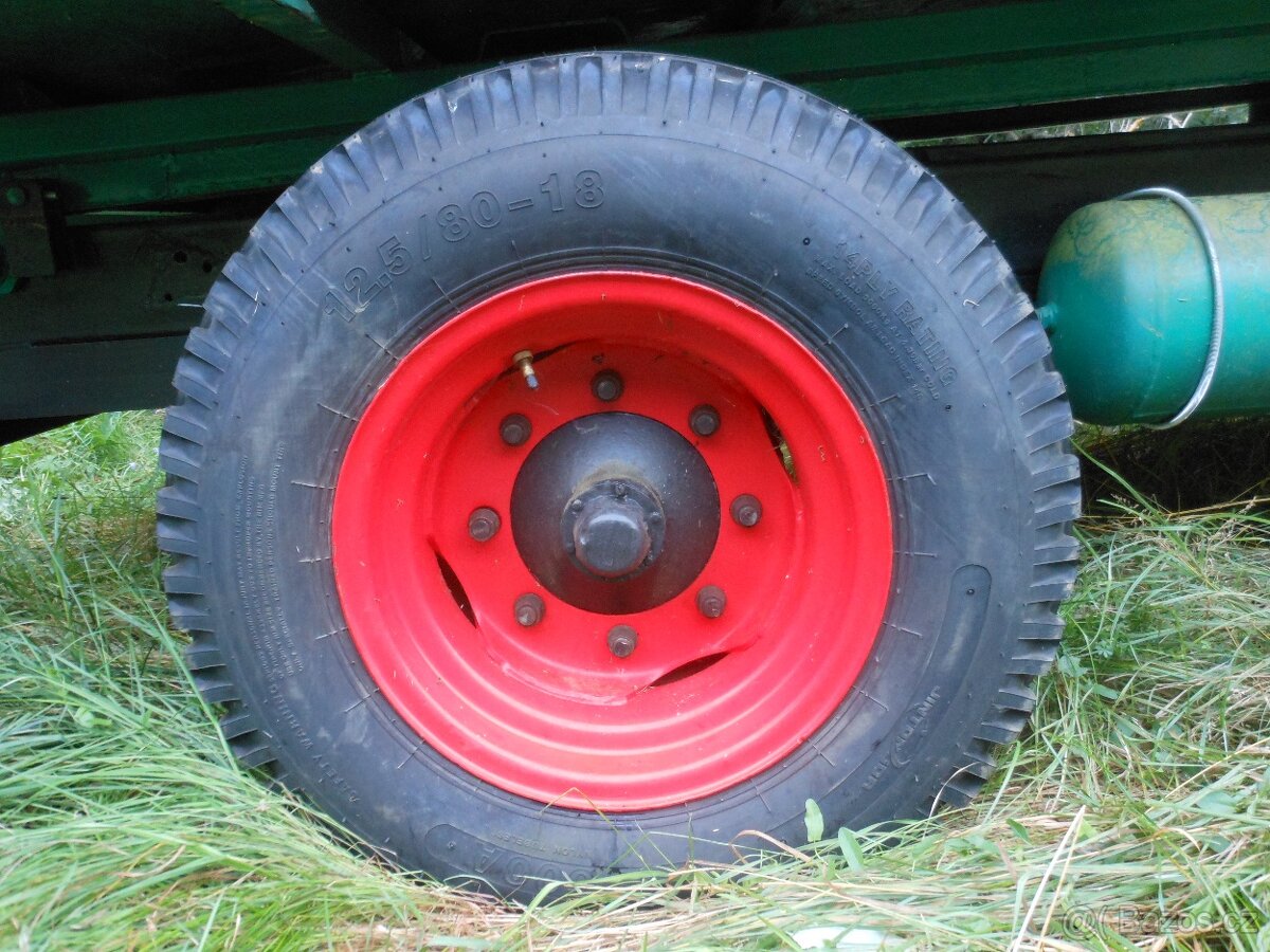 NÁVĚS PŘÍVĚS ZA TRAKTOR - 7