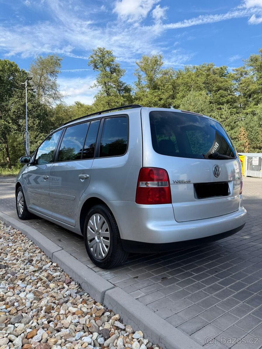 Volkswagen Touran - 7