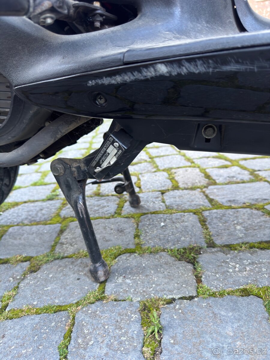 SKÚTR ZNEN RETRO - 7