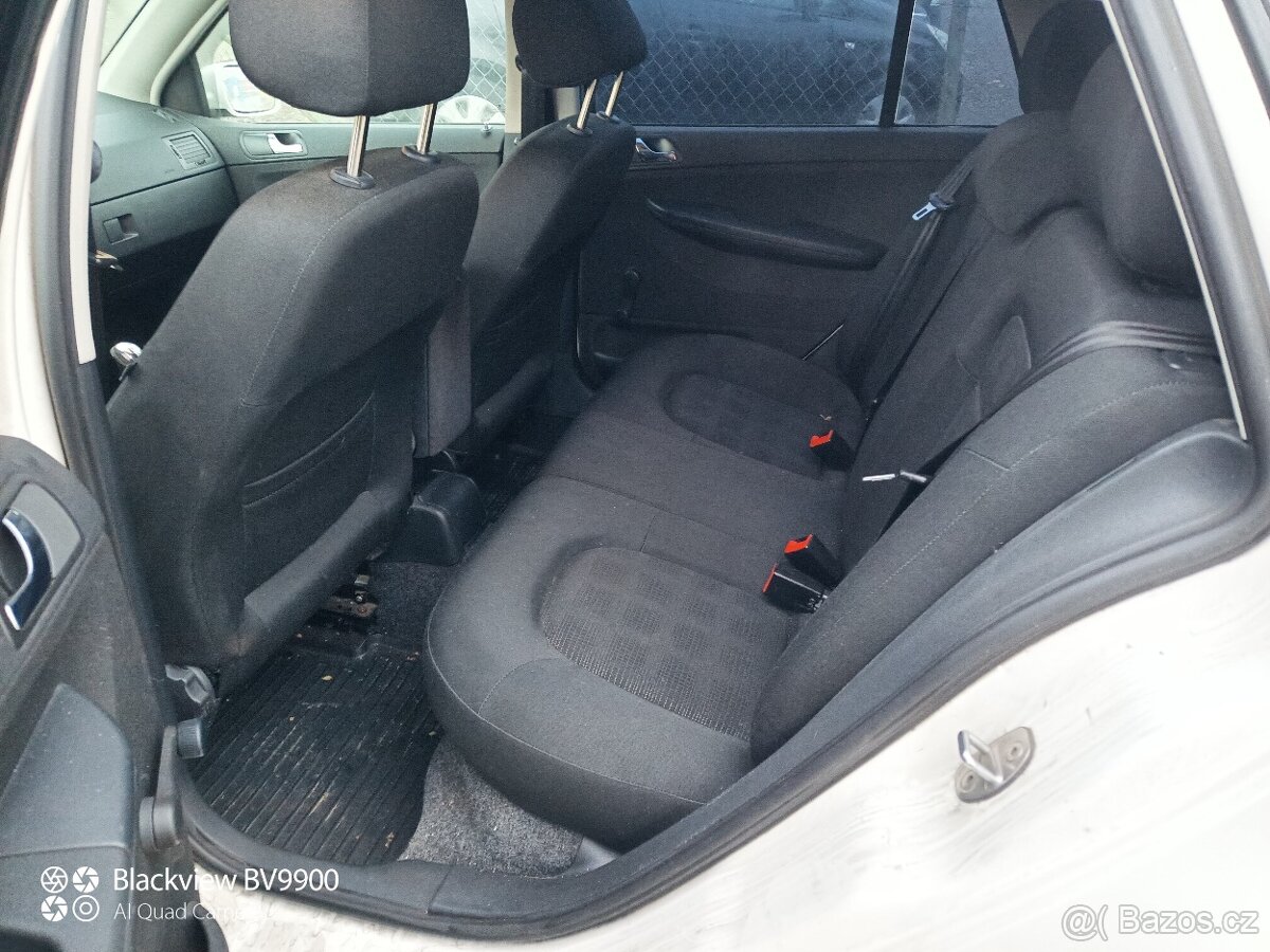 Škoda Fabia 1 Kombi 1.4i 59 kw R.V 2006,STK 7/2026. - 7