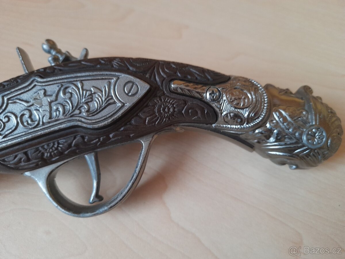 DEKORACE - nefunkční - 7