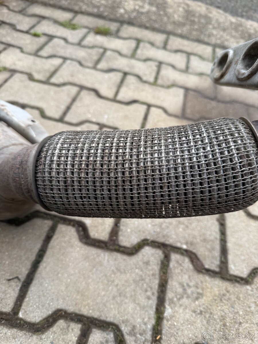 Passat B6 2006 motor BKP katalyzátor - 7