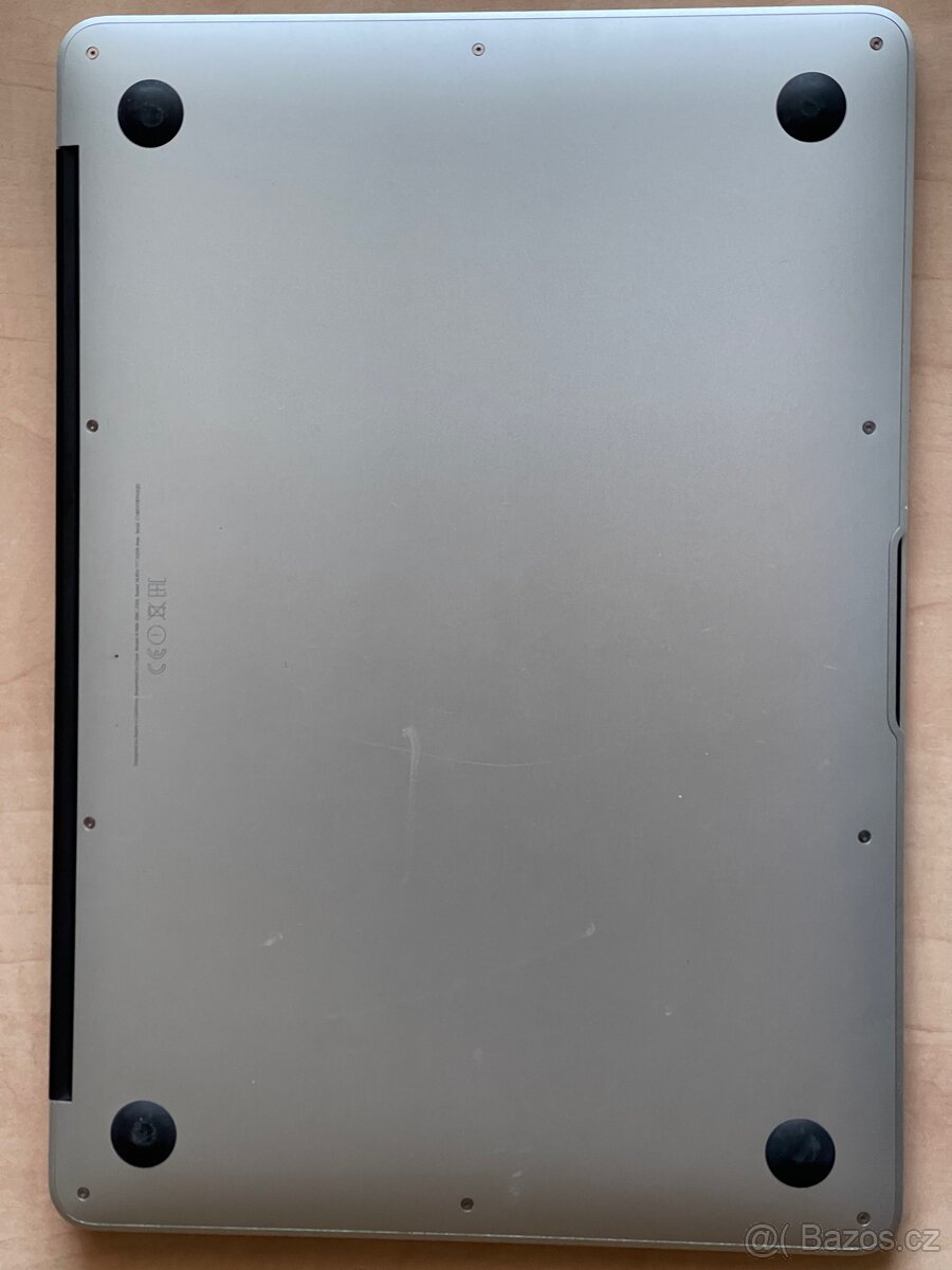 MacBook Air 13. 2015. Core i5 - 7