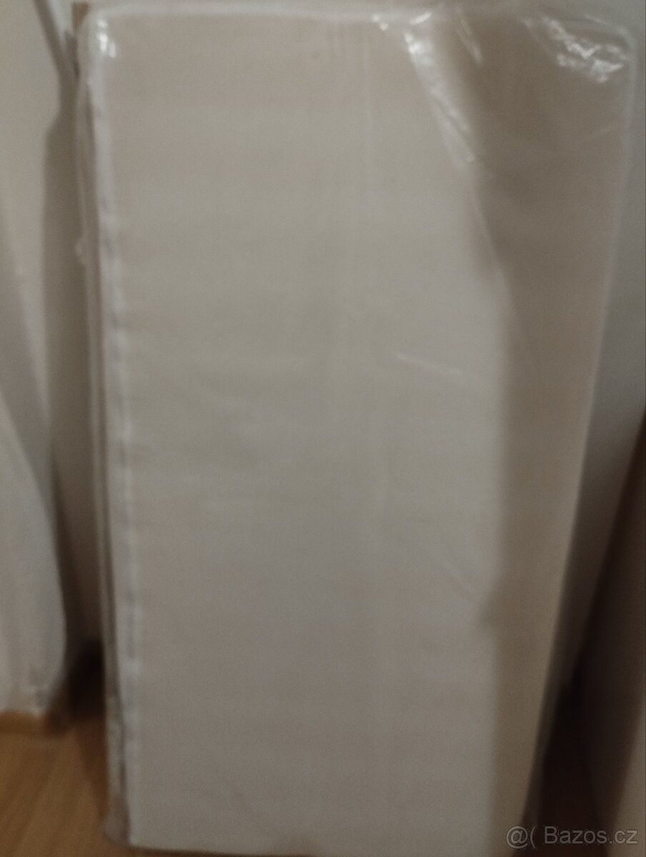 Dětská postýlka + komoda + doplňky - 7