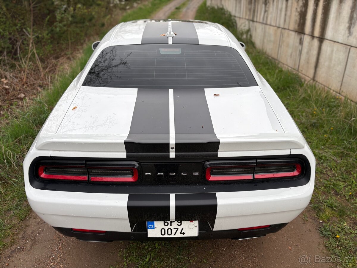 Dodge Challenger, 3.6L V6 - 7