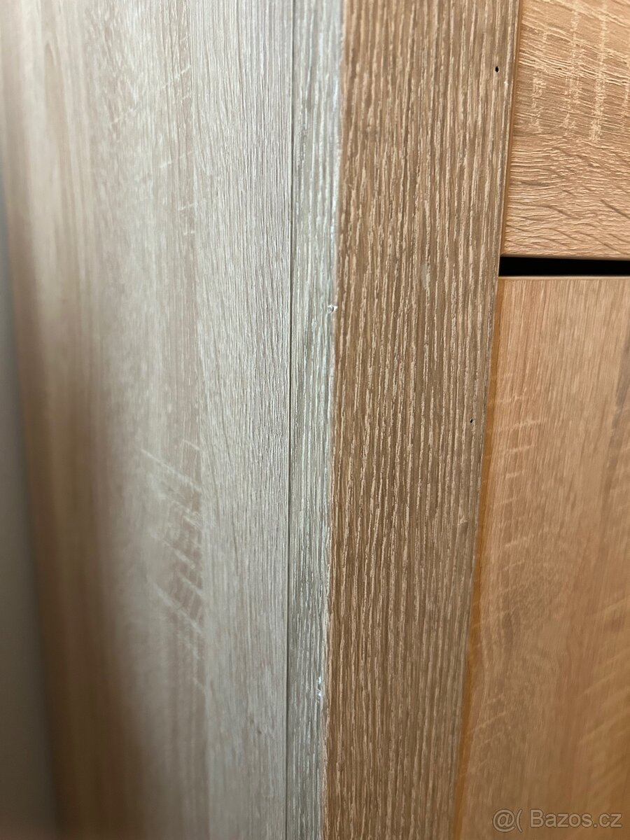 Komoda - 7