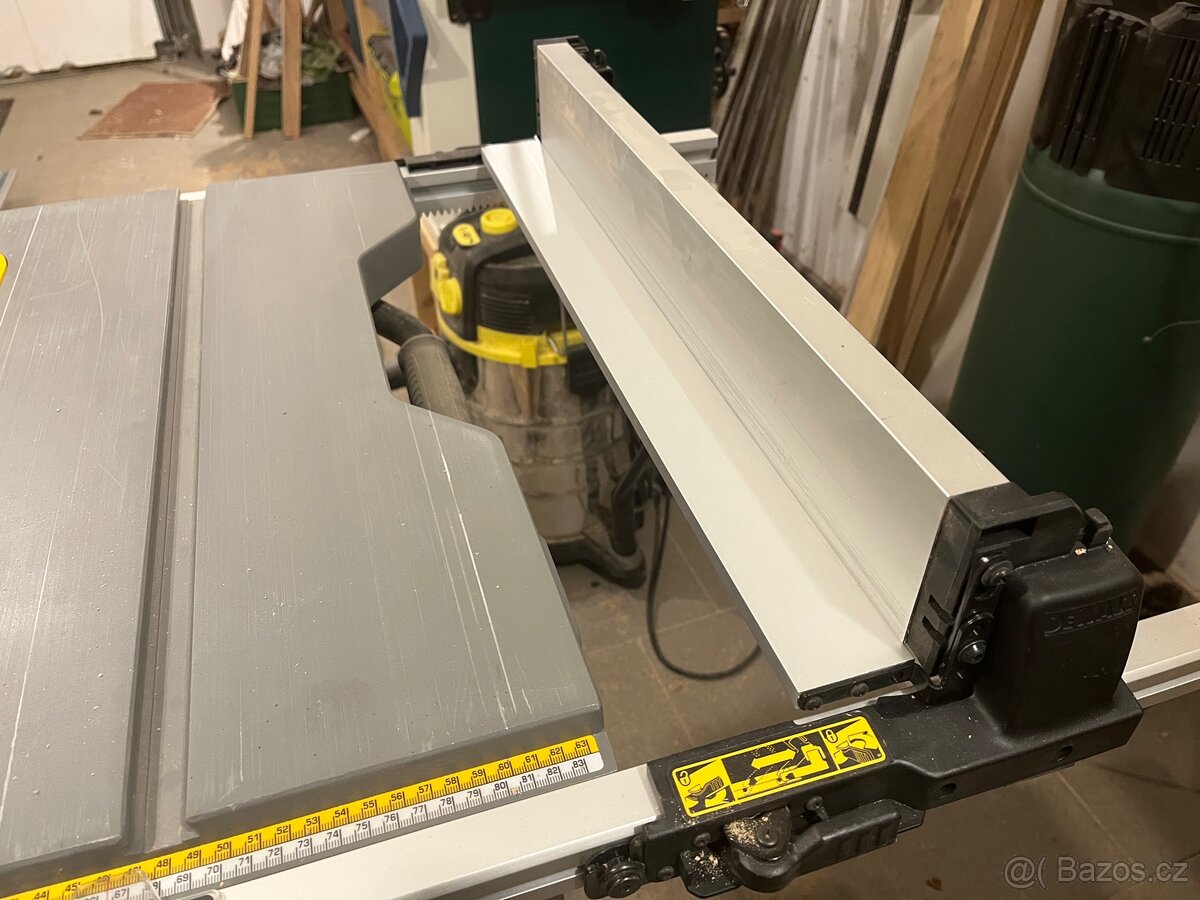 Stolní pila DeWALT DWE 7492 - 7