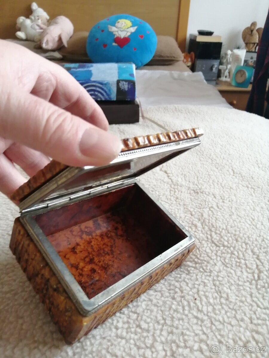 mramorová šperkovnice - 7