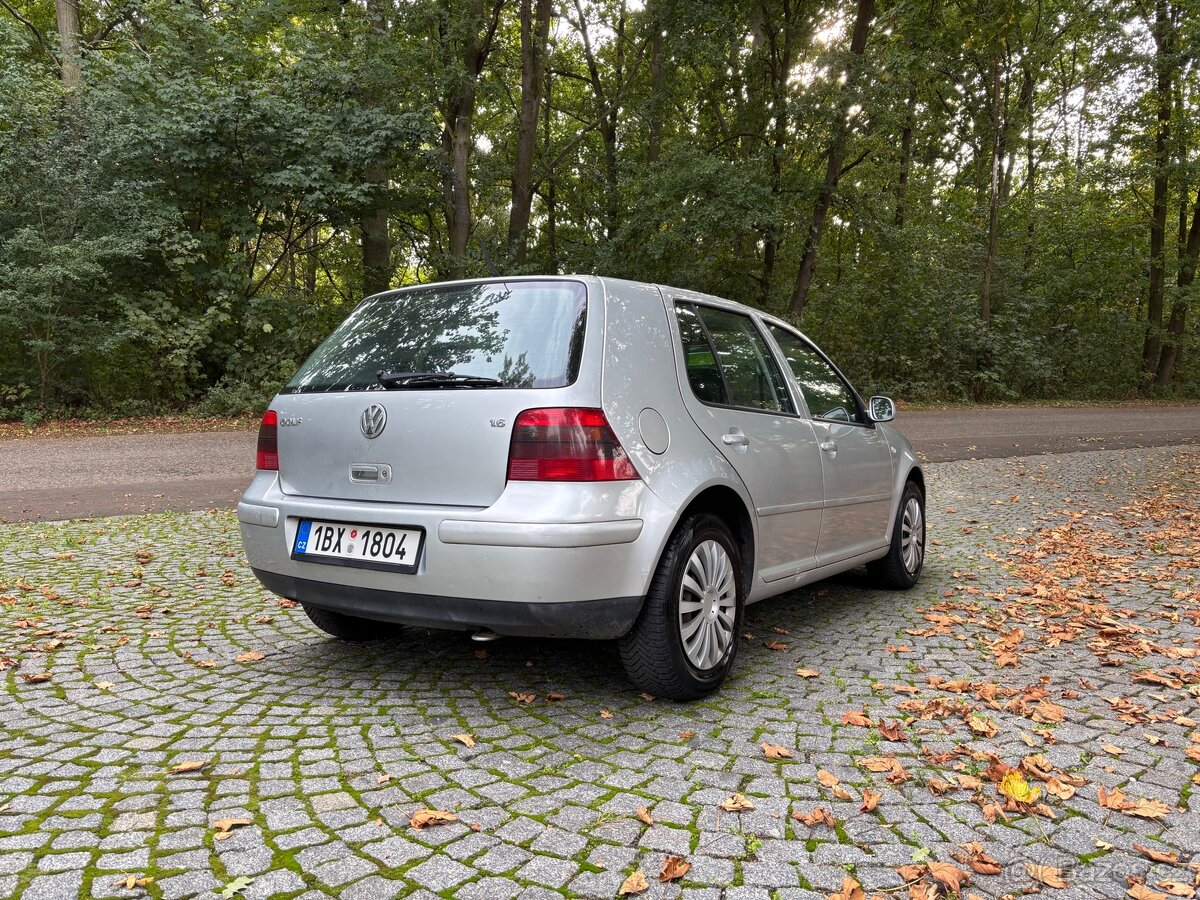 Volkswagen Golf IV - 7