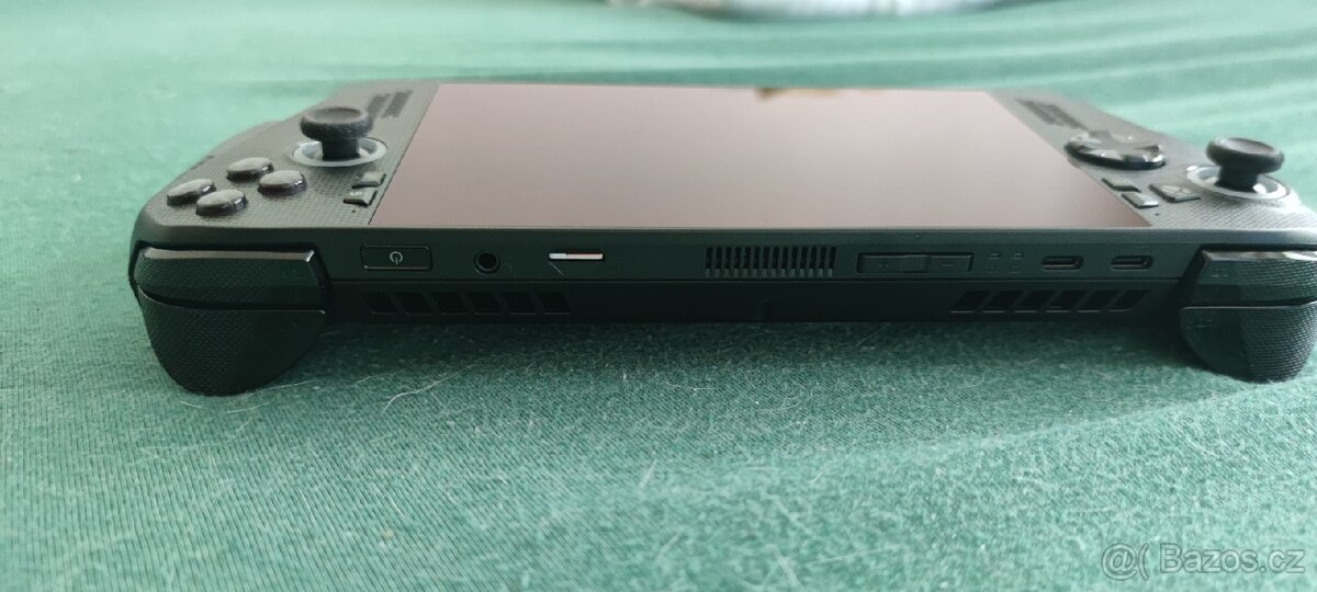 ASUS ROG Xbox Ally X - 7